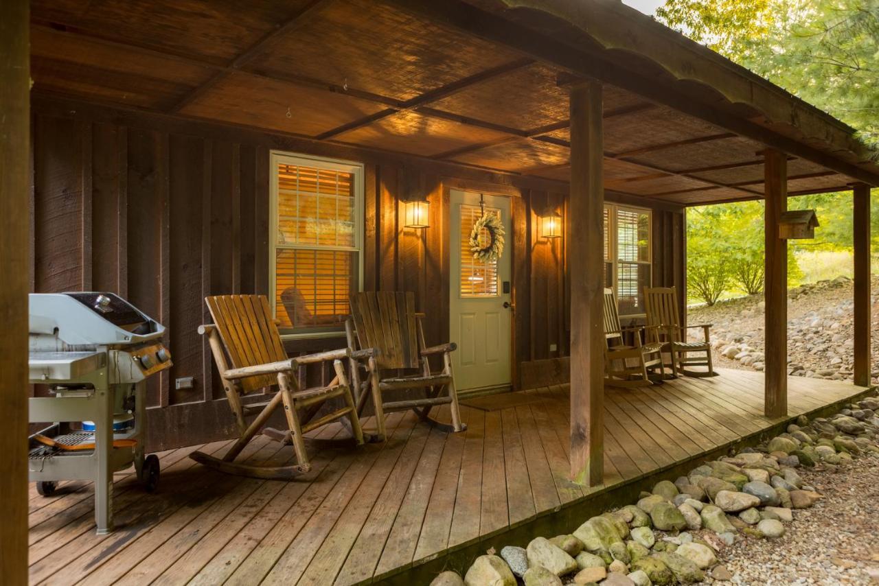 Blue Spruce . Trailside Lodging Villa Millersburg Dış mekan fotoğraf